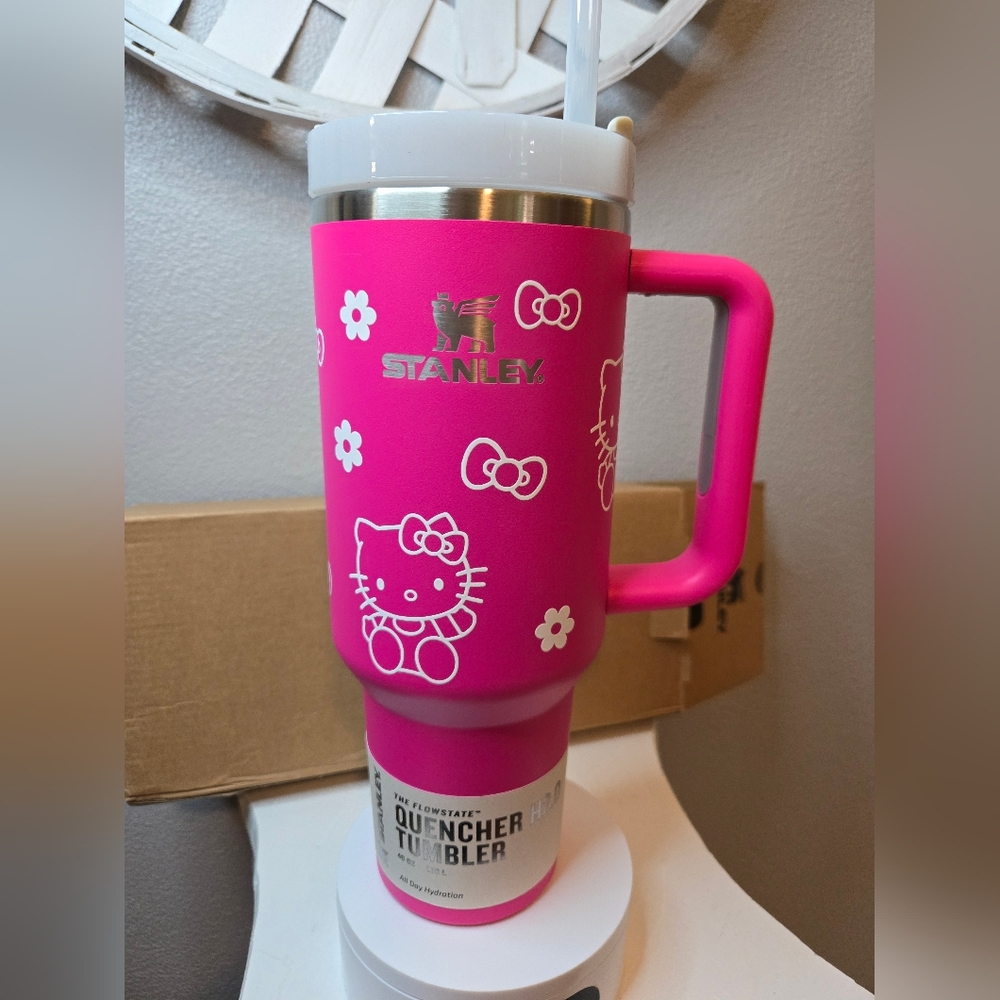 Hello Kitty Tumbler Cup Cup 40 Oz Pink